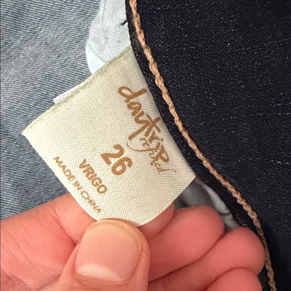 Daytrip Dark Blue Cropped Virgo Jeans - Picture 3 of 7